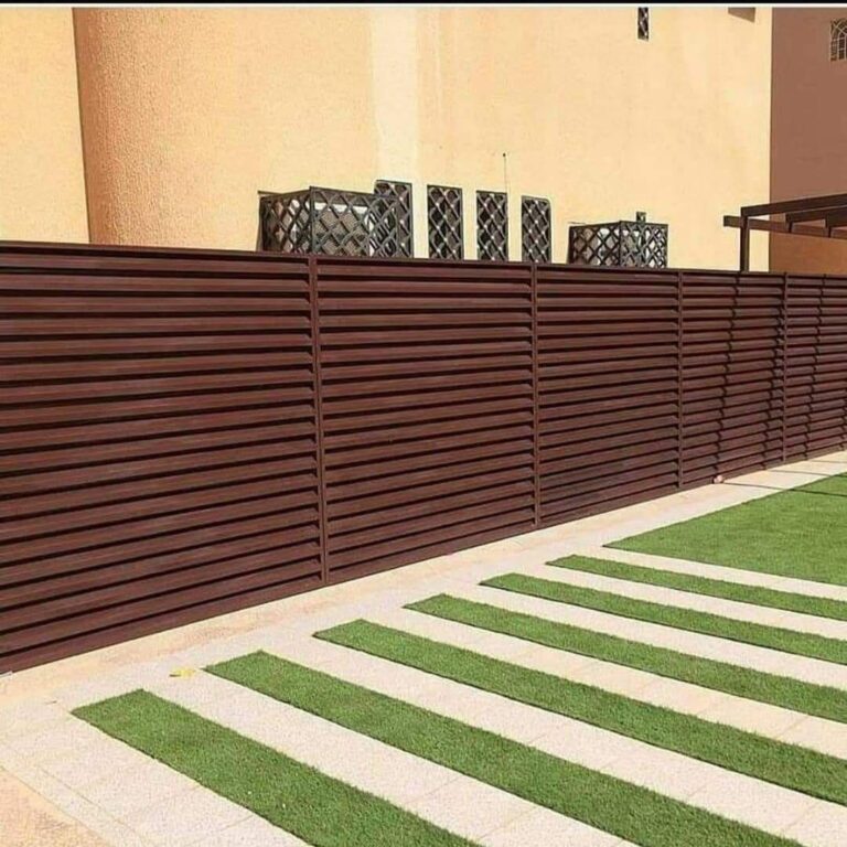 سواتر خشبية أنيقة للمنازل والحدائق