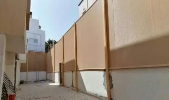 سواتر قماش ملونة لتزيين المساحات الخارجية